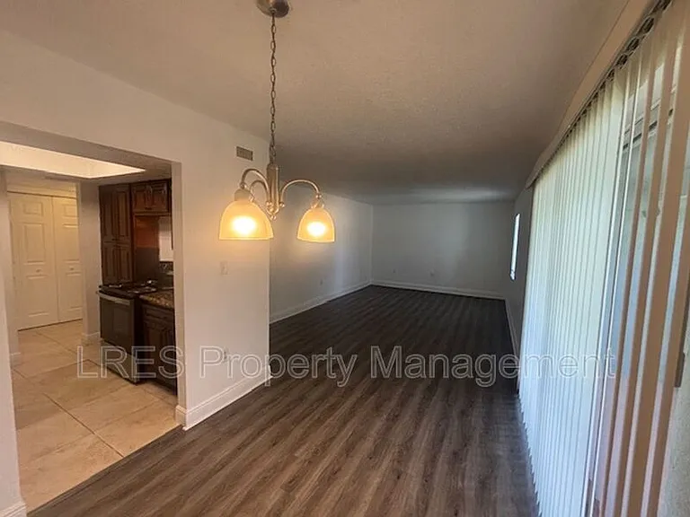 4725 S Texas Ave #C — Photo 7