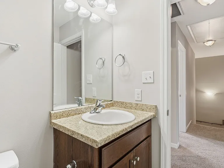 409 Olde Ivey Sq #344 — Photo 21