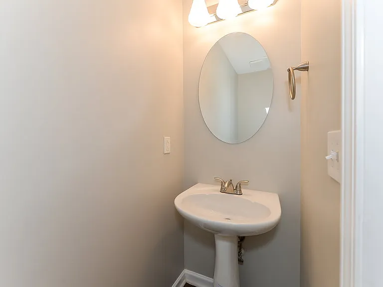2816 Windcrest Trl — Photo 15