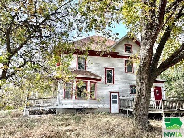 46872 313th St, Burbank, SD 57010