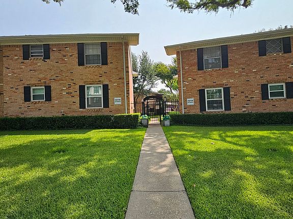 3rd image of 6033 Sandhurst Ln #D