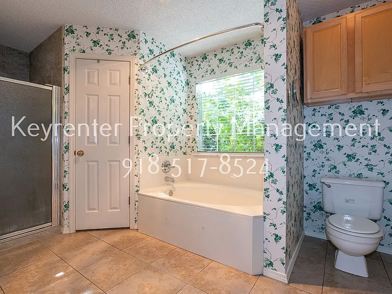 9638 S 90th East Ave — Photo 19