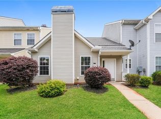 5867 Trent Walk Dr, Lithonia, GA 30038