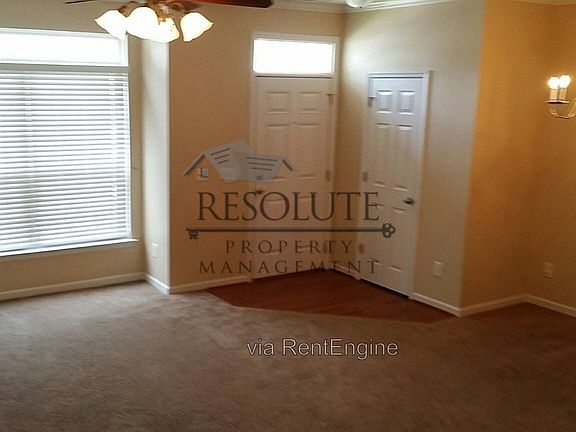 3rd image of 2210 Valley Edge Dr Unit 104