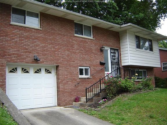 3rd image of 605 Rosemont Ave
