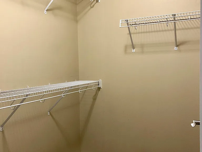 1808 N Warren Ave #302 — Photo 8