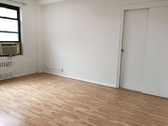 Master bedroom with a/c