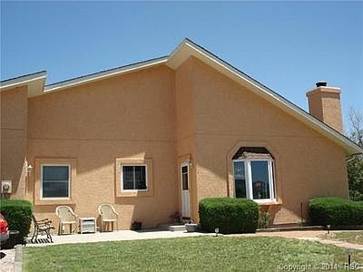 "Everyday" exterior entrance to kitchen and family room