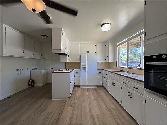 3rd image of 715 Natoma St