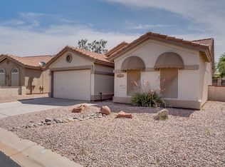 6621 S Oakmont Dr, Chandler, AZ 85249