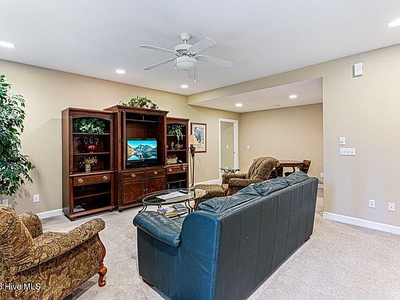 5th image of 1815 Woodbrooke Drive