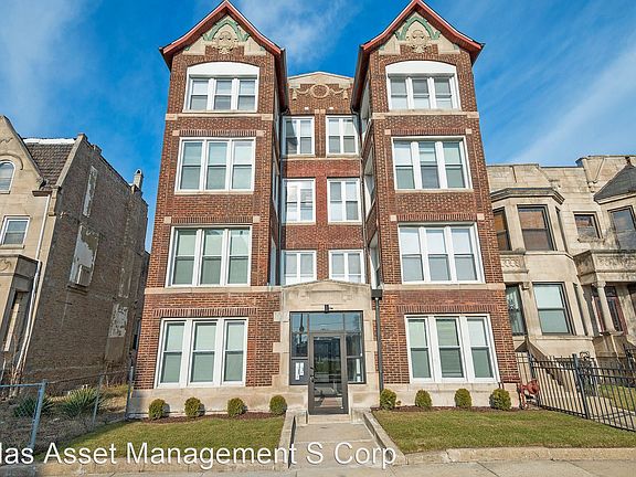 2nd image of 430 E 44th St #10776132