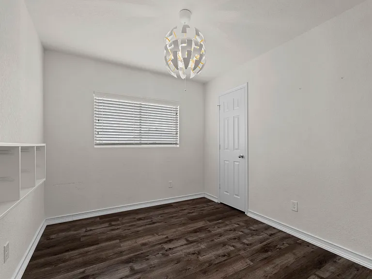 3814 Flyer Vis — Photo 22
