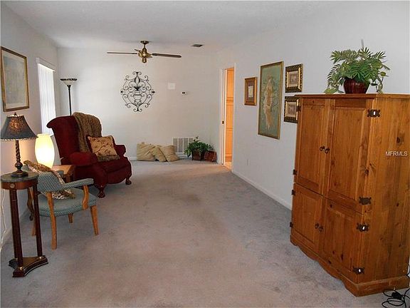 2nd image of 101 Cashew Ct