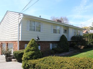 1209 Weaver St, New Rochelle, NY 10804