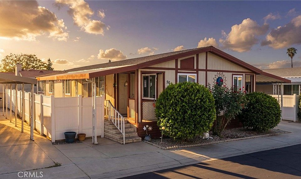 1st image of 1721 E Colton Ave Space 50
