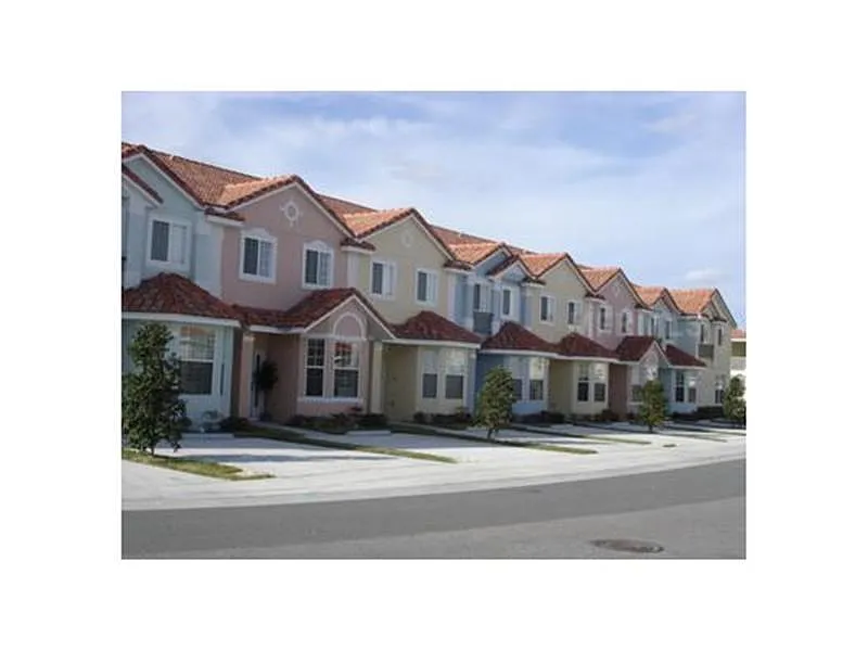Building Photo - 1138 S Beach Cir #1138