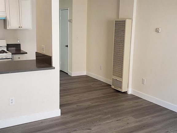 3rd image of 6639 Troost Ave