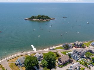 27 Middle Beach Rd, Madison, CT 06443