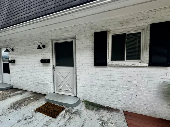 5135 Kentucky St #7, South Charleston, WV 25309