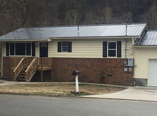 321 Riverview St, Oakdale, TN 37829