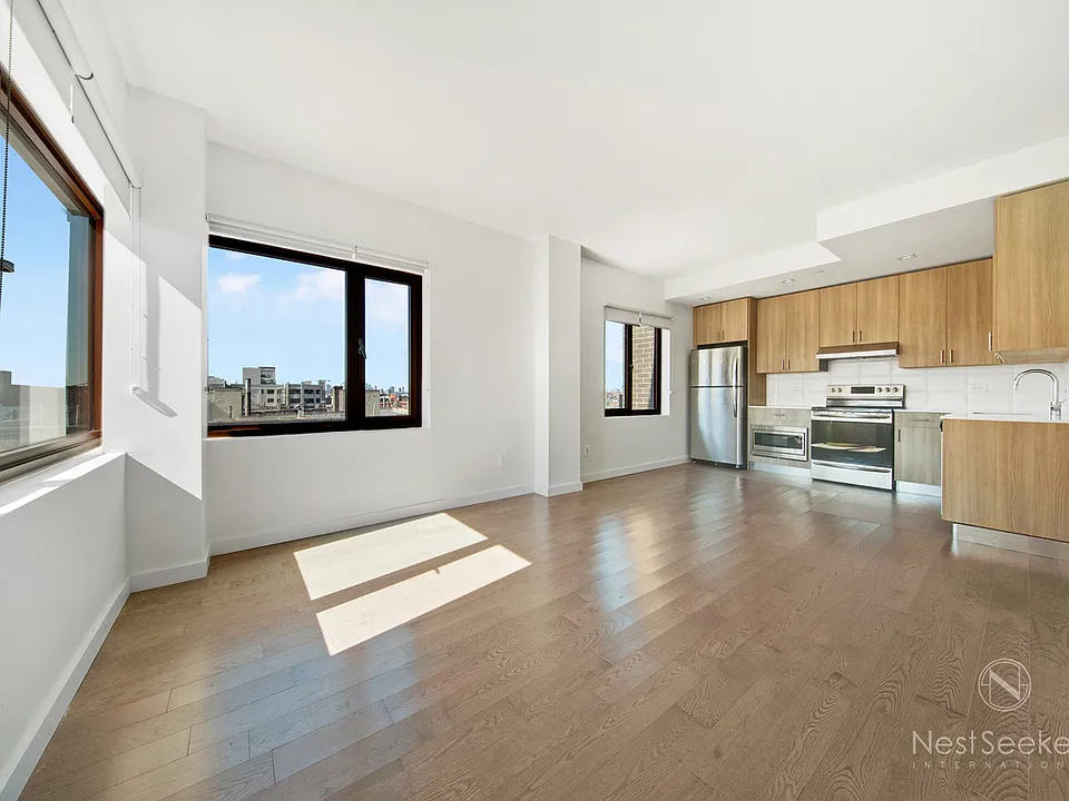 11-39 49th Ave #733