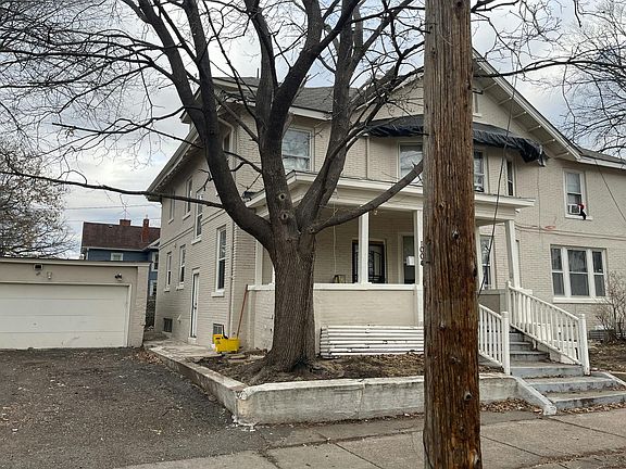 3rd image of 1004 17th Ave N