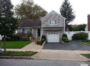 64 N Pine St, Massapequa, NY 11758