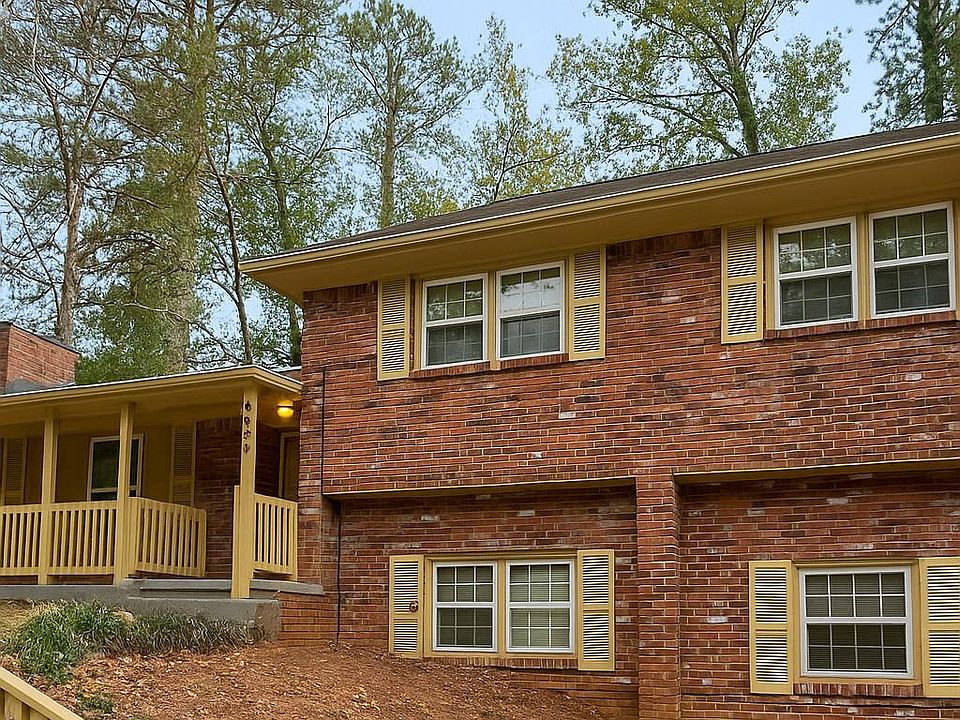 1st image of 2418 Green Forrest Dr