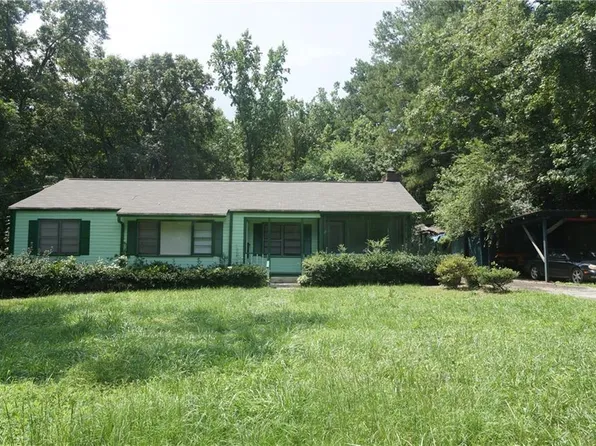 3207 Gus Robinson Rd, Powder Springs, GA 30127