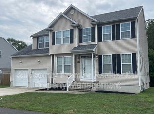 833 Cranberry Rd, Beachwood, NJ 08722