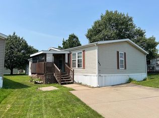 1442 Galway Dr, Marion, IA 52302