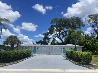 2227 Montclair Dr, Sarasota, FL 34231