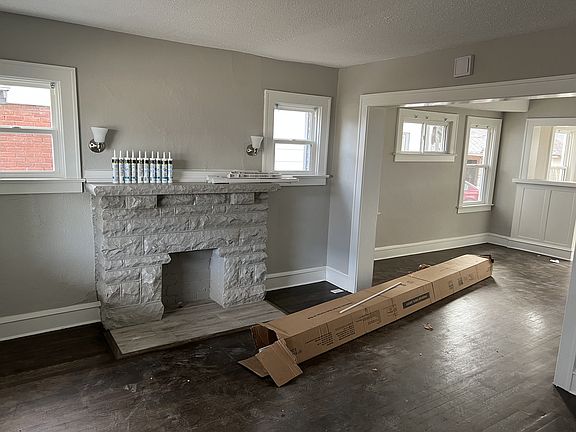 2nd image of 3304 Bales Ave