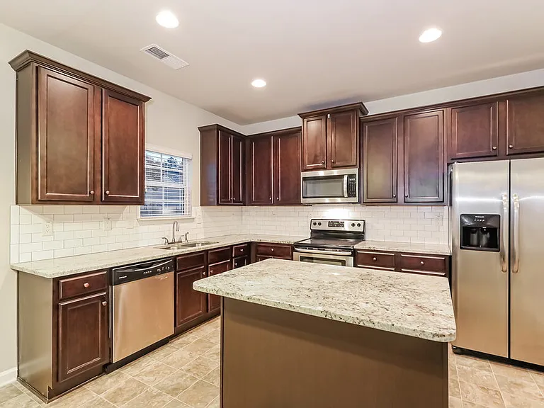 1235 Nottley Dr — Photo 7
