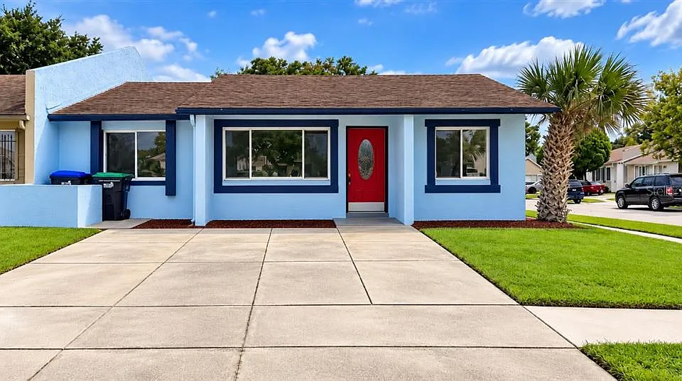 2612 London Bridge Ct