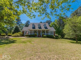 3261 Garmon Dr, Loganville, GA 30052