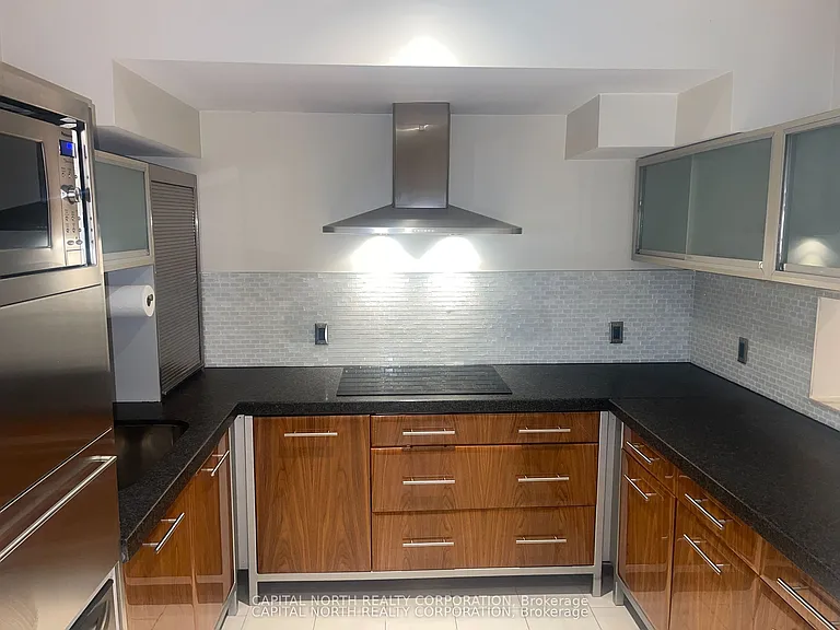7 Compton Cres #BASEMENT — Photo 7