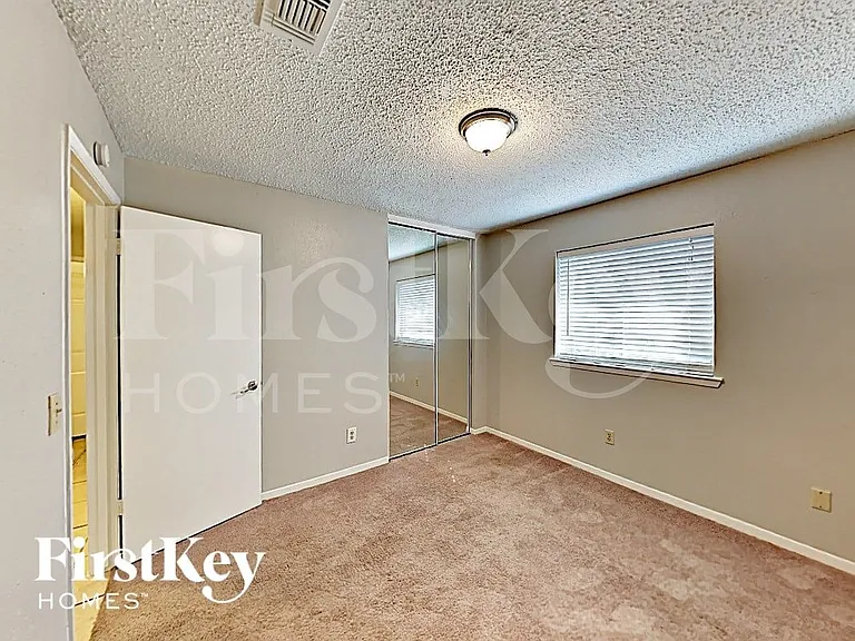 9311 Wallingham Dr — Photo 10