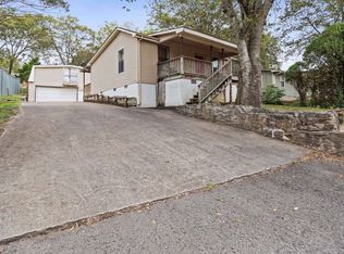 215 W Cedar St, Goodlettsville, TN 37072