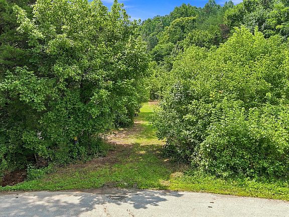 3rd image of Gray Rd