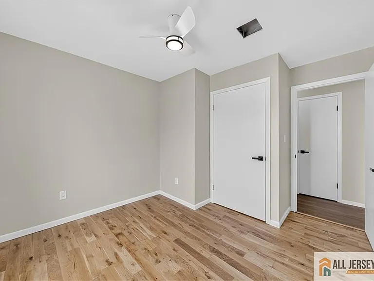 19 Harris St — Photo 10