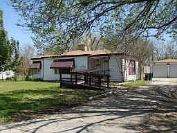 5th image of 3028 Bonnie Brae Ave
