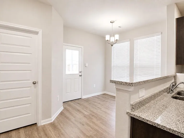 14706 Pinion Ct — Photo 7