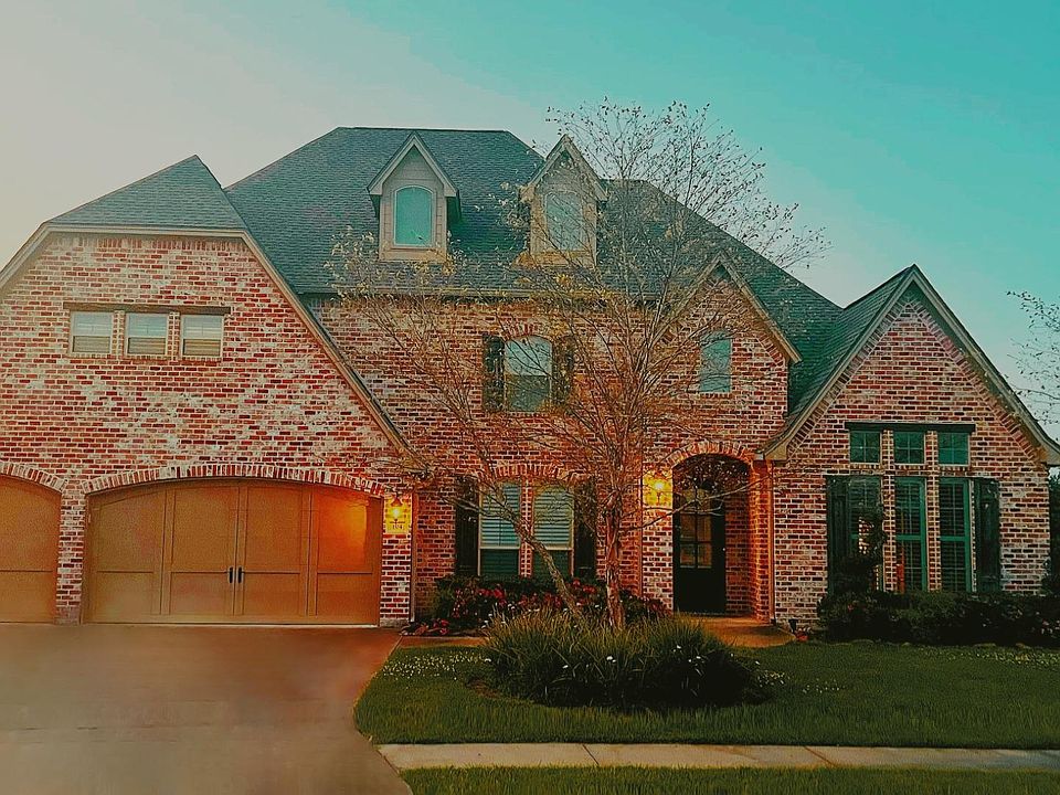 1st image of 104 River Birch Cir