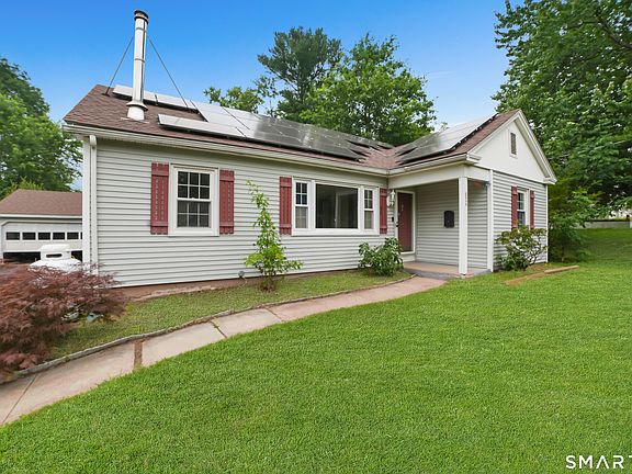 2nd image of 824 Randolph Road
