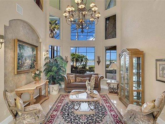 5th image of 9037 Southern Breeze Dr