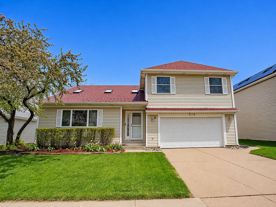1st image of 814 Dunhill Dr
