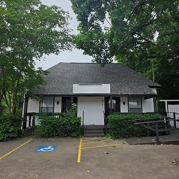 417 E Main St — Photo 12