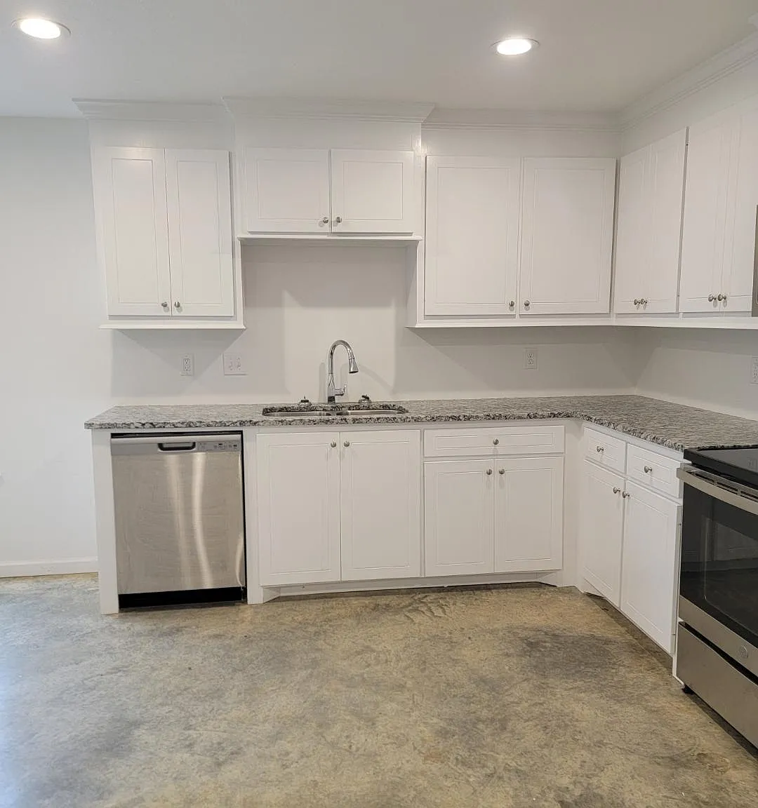3 bed, 1402 sqft, $2,150 — Photo 3